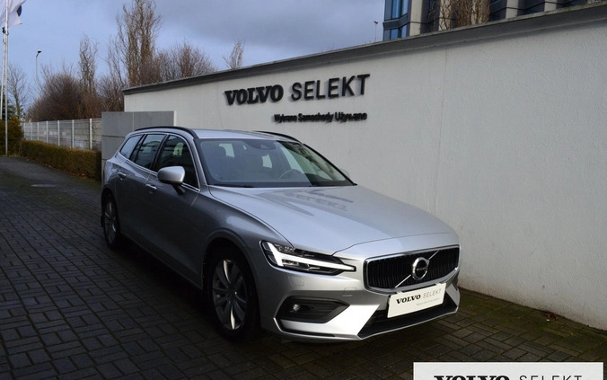 Volvo V60 cena 138800 przebieg: 43206, rok produkcji 2022 z Poznań małe 232